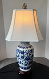 Floral Blue & White Chinoiserie Ceramic Urn Lamp (WORKS)