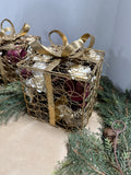 Four Piece Christmas Table Centerpiece // Presents And Garland