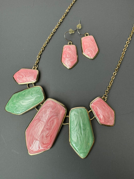 Hope Collection Pink & Green Swirled Stone Geometric Gold Tone Necklace & Earrings Set