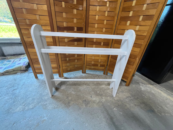 Lightweight White Painted Quilt Rack