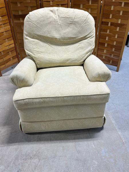 B-Norwalk Furniture Swivel Rocking Recliner***HEAVY ITEM***READ DETAILS ON PICK UP POLICY***