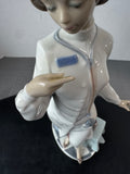 (A) Lladro Spain 5197 Female Physician Porcelain Figurine AS IS (READ DESCRIPTION CAREFULLY)