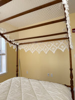 Ethan Allen Full Size Canopy Bed; Comes with rails, slats, canopy frame and canopy