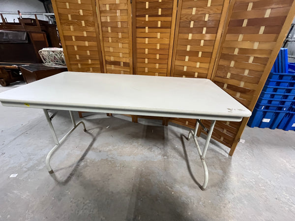 Collapsable Table