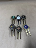 (B) Lot Of 6 Divot Golfing Tools
