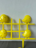 5-Piece Interlocking Plastic Easter Chicks Decorative Outdoor Fencing