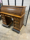 Roll Top Desk***HEAVY ITEM***READ DETAILS ON PICK UP POLICY***
