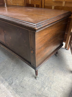 Lane Cedar Chest