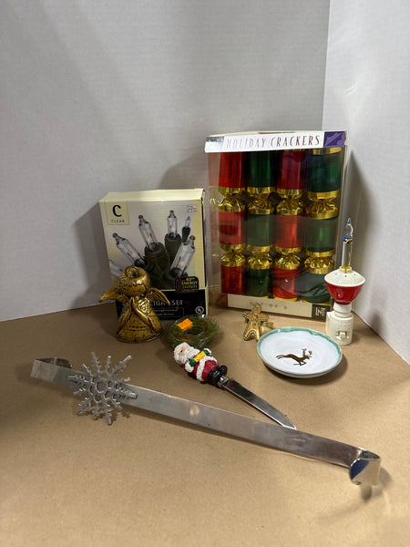 Small Assorted Holiday Lot