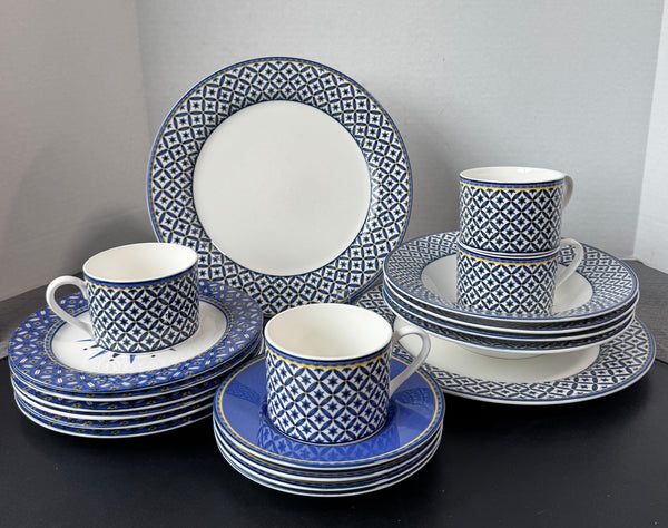 20-Piece Victoria Beale 9026 Williamsburg Porcelain China Set