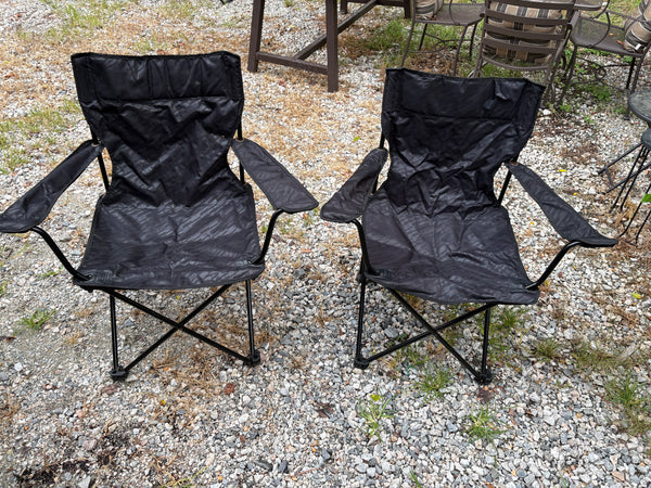 Pair of Black Folding Lawn Chairs w/Carry Bags