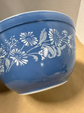 Set Of 3 Colonial Mist Blue And White Daises 401 // 402 Nesting Bowls