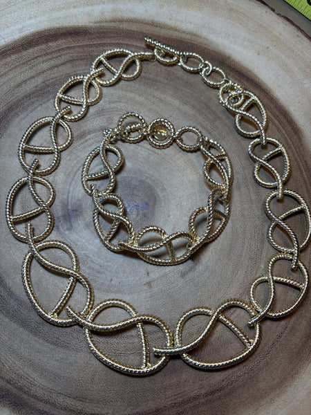 Gold Tone Rope Design Necklace & Bracelet Set