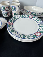 16-Piece Pfaltzgraff Arbor Vine China Set