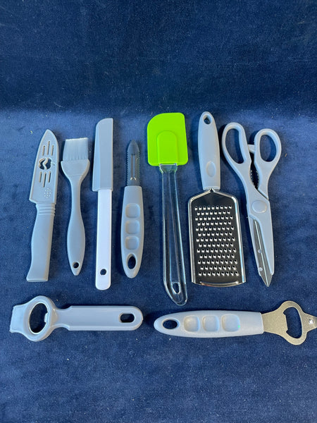 (B) 9 Pc Set of Kitchen Utensils