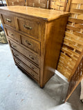 Thomasville Dresser ***HEAVY ITEM***READ DETAILS ON PICK UP POLICY***