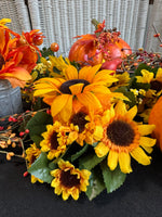 (A) Sunflowers & Pumpkins Autumn Decor Lot