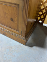 Drexel Server ***HEAVY ITEM***