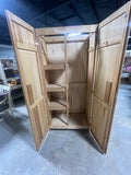 Hand Made Cabinet***HEAVY ITEM***READ DETAILS ON PICK UP POLICY***