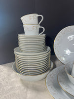 91-Piece Noritake Japan 6610 Duetto China Set