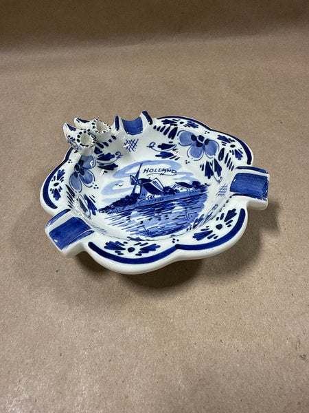 Hand Painted Delfts Holland Ashtray
