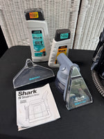 Shark PX200 Series Stain Striker with Cleaners & Accessories