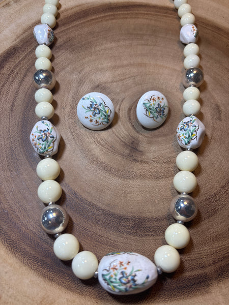 Matching Earring & Necklace Set
