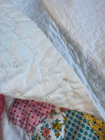 Dresden Plate Hand Made Vintage Quilt