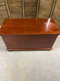 Unbranded Trunk/Bench