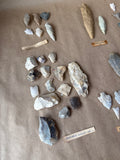 Lot Of Arrowheads (D)