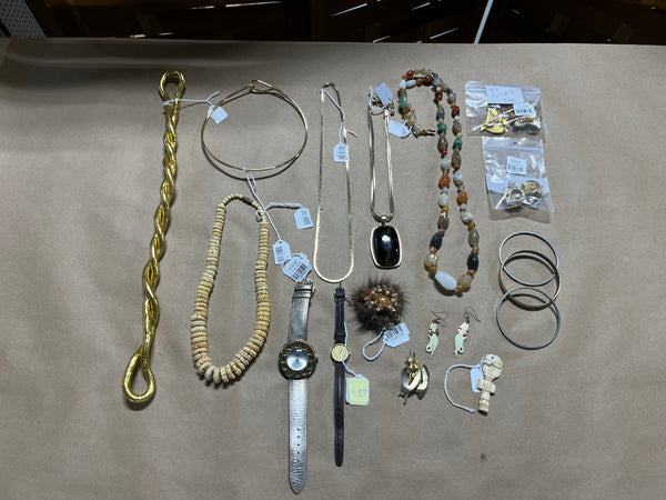 F-Jewelry Grab Bag, 15+ pieces of assorted jewelry items, FINAL SALE