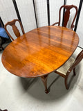 Pennsylvania House Dining Set: Table with Pads, 2 Leaves, 6 Chairs***HEAVY ITEM***READ DETAILS ON PICK UP POLICY***