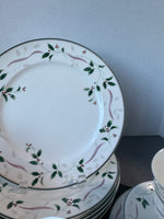 31-Piece Mikasa Thailand Holiday Splendor China Set