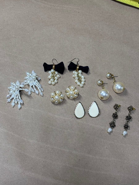 (D) Lot of Earrings