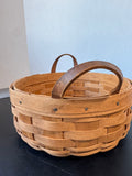 1987 Longaberger Round Basket with Leather Handles & Dried Gourd