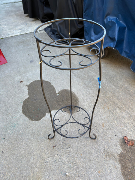 Black Metal Plant Stand