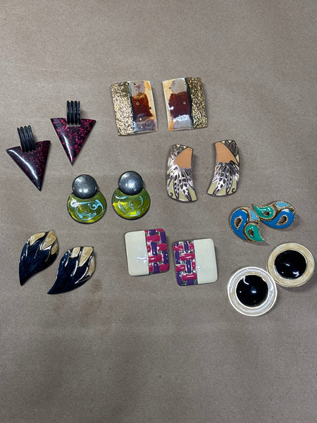 (A) Lot of Retro Earrings