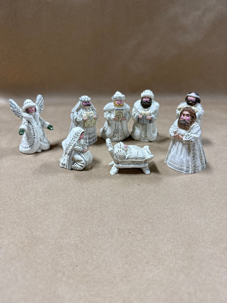 Pam Schifferl Nativity Scene — 8 Pieces