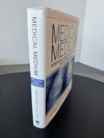 (D) Medical Medium by Anthony William Hardcover Book