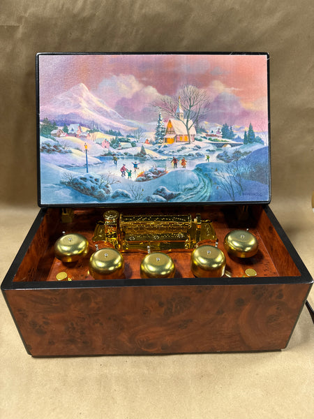 Mr. Christmas Illuminated Music Box With Ice Skating Scene WORKS AND LIGHTS UP! ** VIDEO**