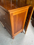 Thomasville Triple Dresser with Mirror***HEAVY ITEM***READ DETAILS ON PICK UP POLICY***