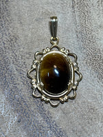 Gold Tone/Tiger Eye Pendant
