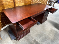 Large Executive Desk, Unbranded***HEAVY ITEM***