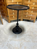 Lightweight Black Metal Round Stand