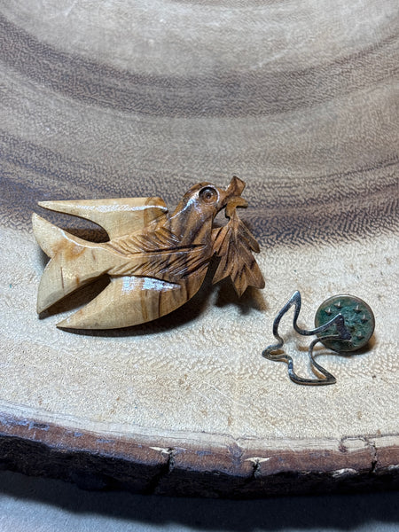 Dove Pins (2)