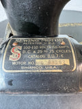 Singer 1920/30’s Vintage Treadle Metal Sewing Machine