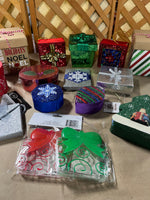 O- Christmas Gift Box Lot, 15 pc