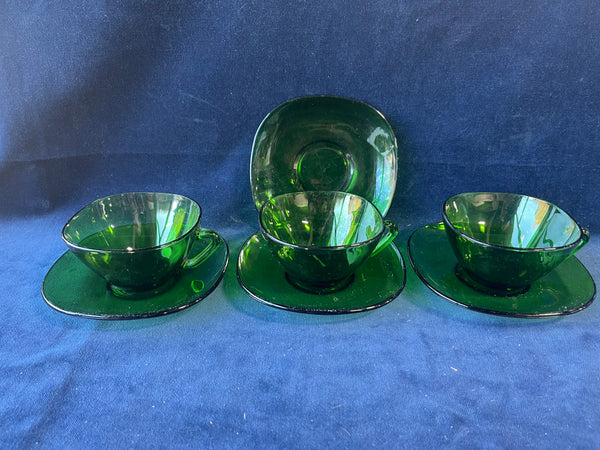 Vintage Vere Co France Green Glass Cups and Saucers, 7 Pieces