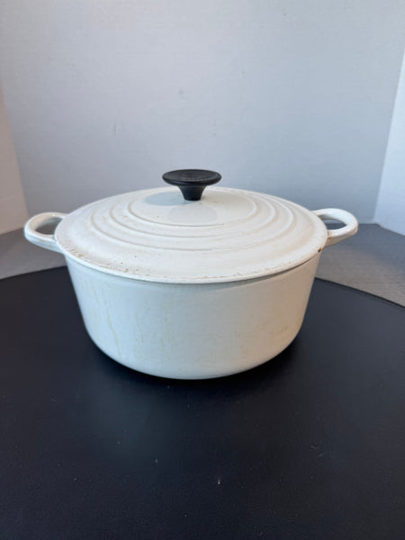 Le Creuset White Enamel Cast Iron Dutch Oven