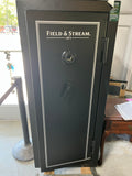 Field & Stream Gun Safe ***HEAVY ITEM***